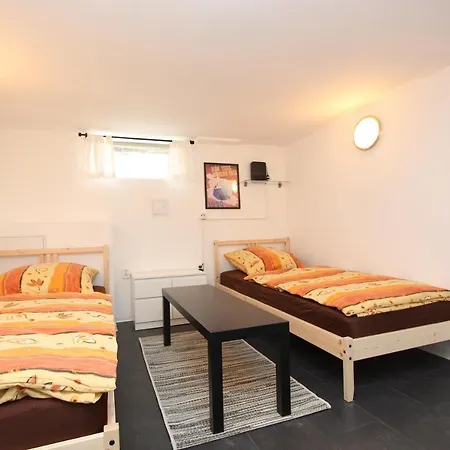 Privat-souterrain-apartment Apartmán Hannover